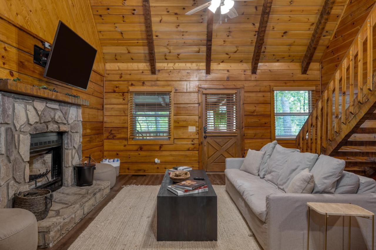 The Dudley Cabins By Avantstay Sevierville Exterior foto