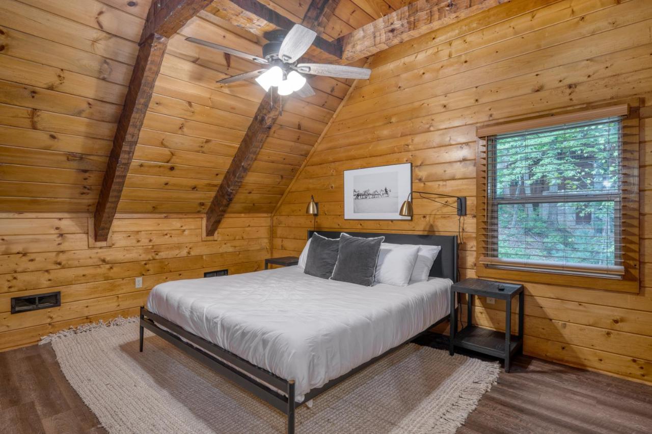 The Dudley Cabins By Avantstay Sevierville Exterior foto