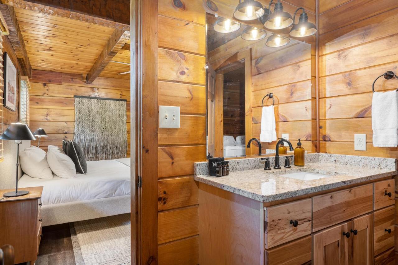The Dudley Cabins By Avantstay Sevierville Exterior foto