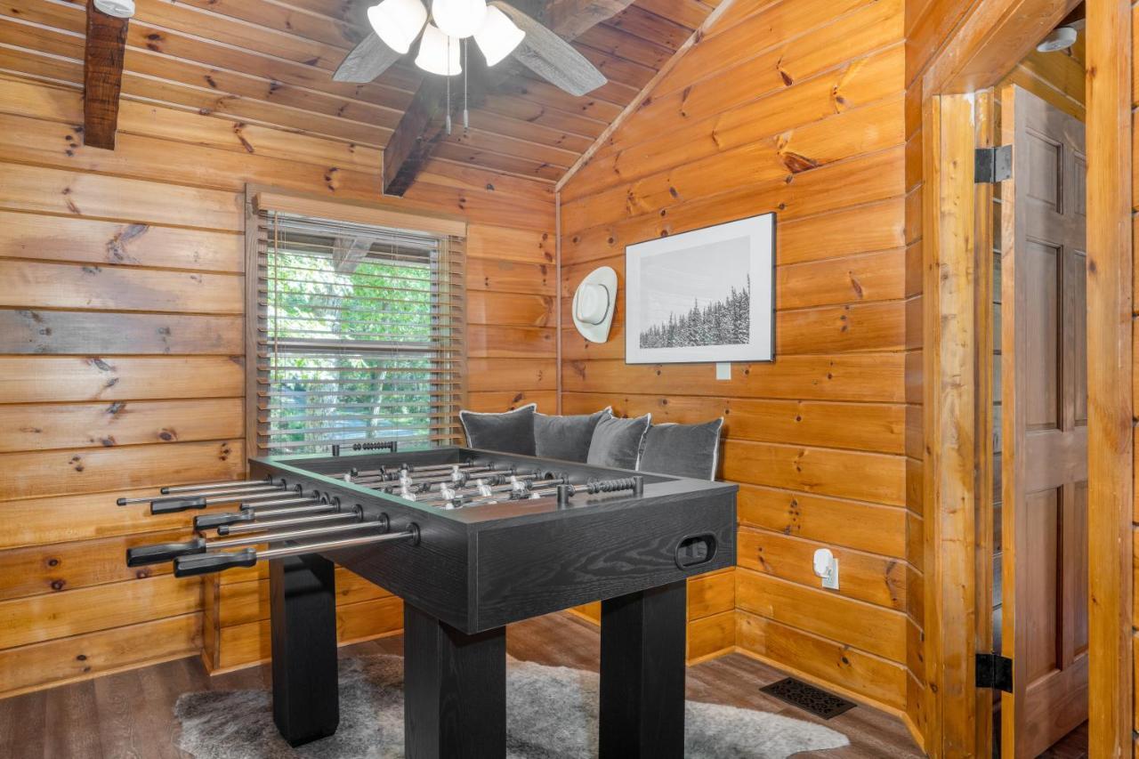 The Dudley Cabins By Avantstay Sevierville Exterior foto